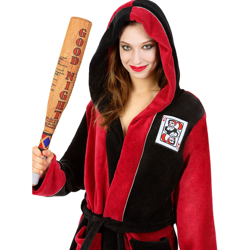 Bata de Harley Quinn para adulto
Detalle Bis