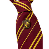 Corbata de Gryffindor con pin Harry Potter Detalle