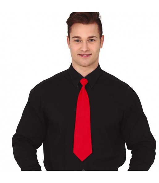 Cravatta rossa per completare il costume
