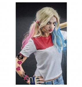 Tatuaggio di Harley Quinn per completare il costume di paura
