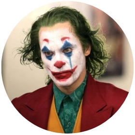 Abbraccia il lato oscuro della commedia con i nostri costumi di Joker per Halloween. Ridici mentre spaventi!